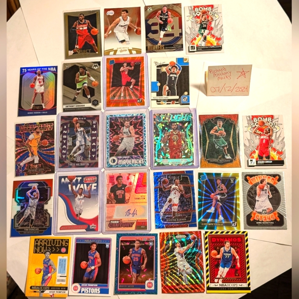LOADED! NBA BASKETBALL CARDS MYSTERY PACK BIG NAME ROOKIES COLORS AUTOS #'ed 🔥